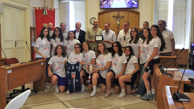 Benevento celebra la promozione della Catillo Cestistica: squadra e dirigenza accolte a Palazzo Mosti